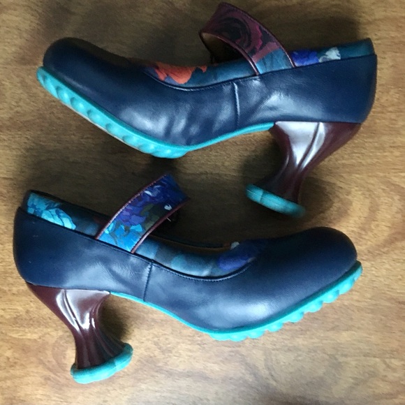 John Fluevog Cosmos Ceres sz 8.5 - Picture 4 of 7